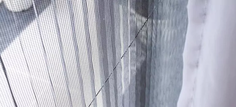 Fixing Screen Window Mesh in Aventura, FL