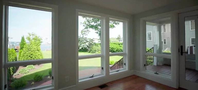 Double-hung Window Repair in Aventura, FL